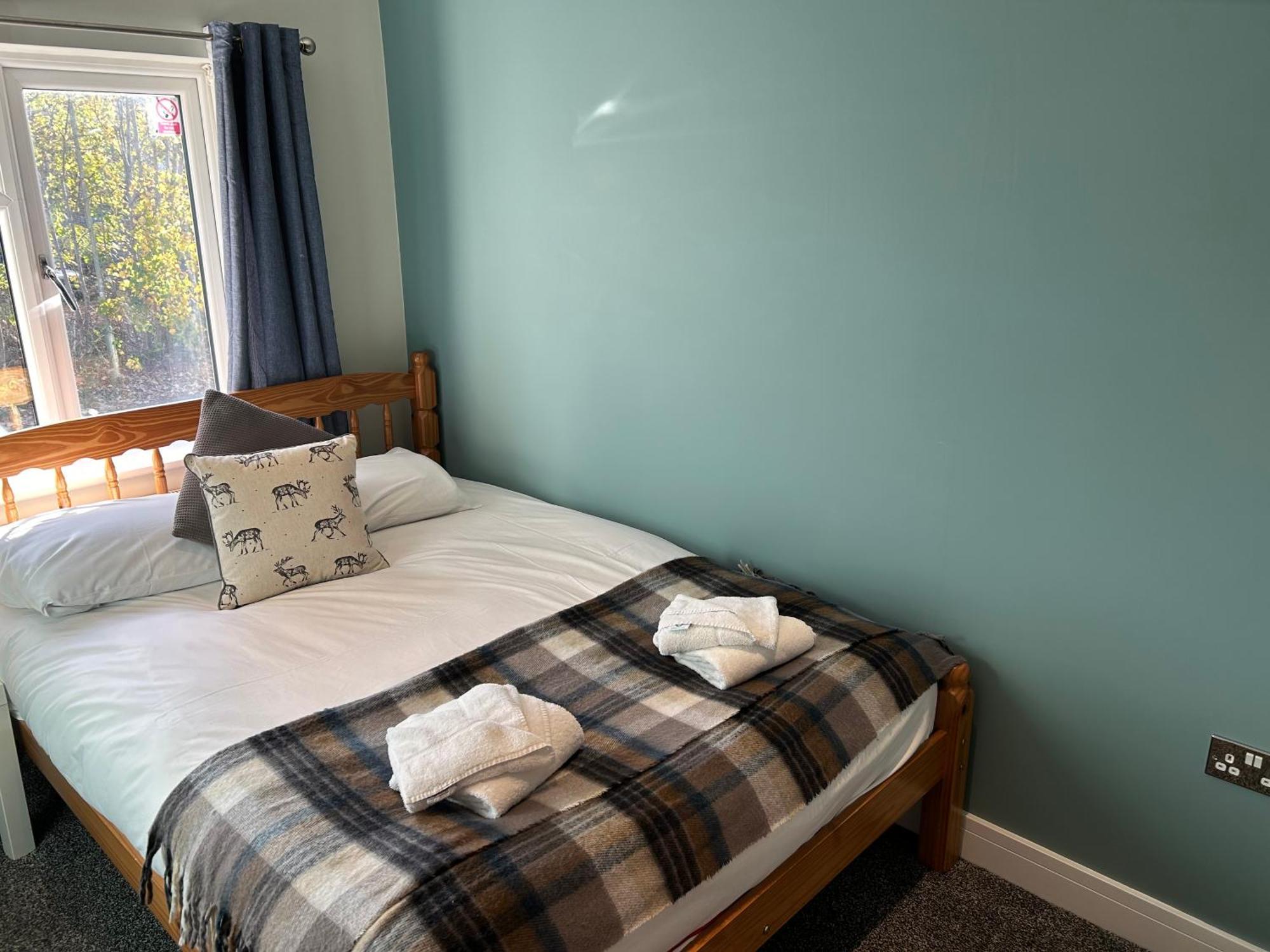 3 Bed Farnborough Air Accommodation ภายนอก รูปภาพ